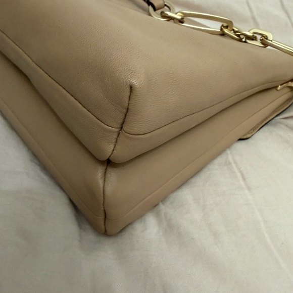 Coach Tan Shoulder Bag with Gold Accents - Picture 6 of 13